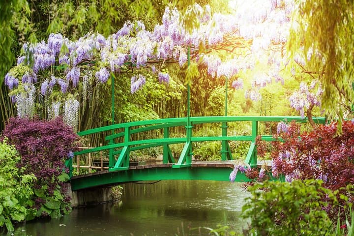 Giverny Monet's House & Gardens Private Half-Day Trip from Paris