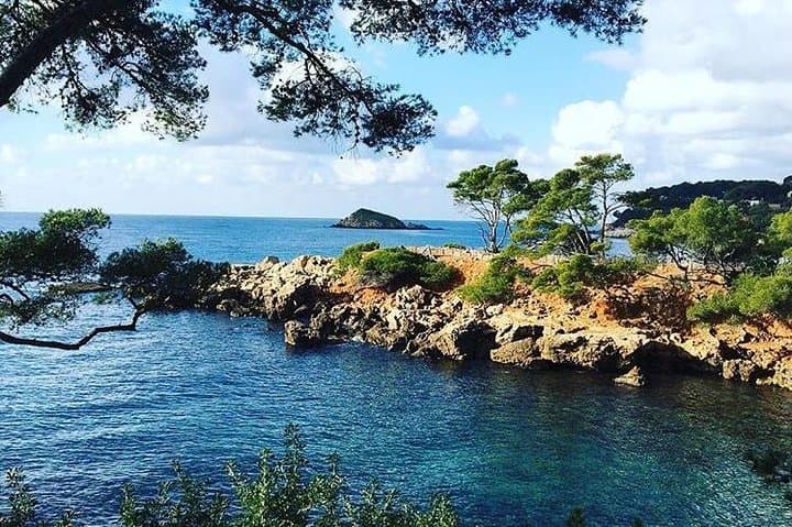 Bandol Seaside