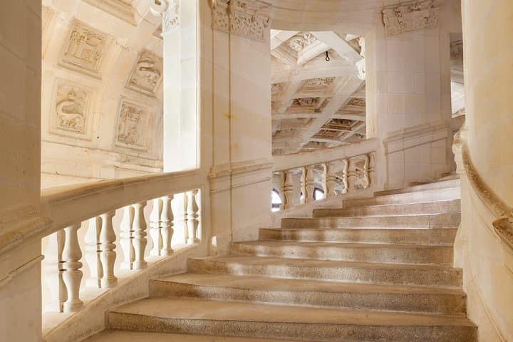 LOIRE VALLEY: CHAMBORD CASTLE EXPRESS by train (avoid traffic jams)