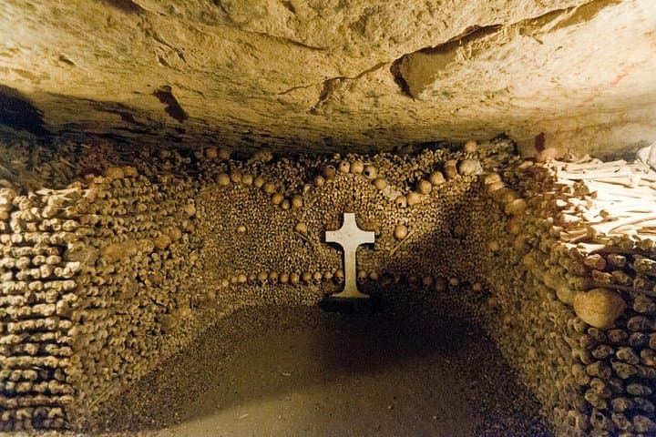 Skip-the-Line: Paris Catacombs Tour with VIP Access to Restricted Areas