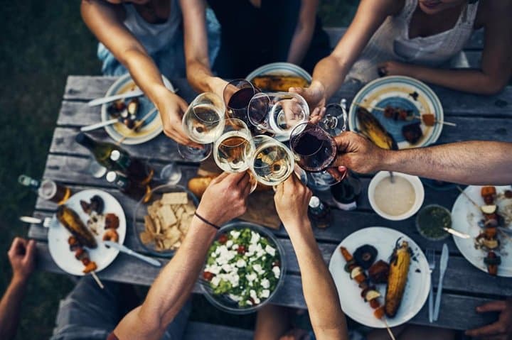 Roséwinetasting Parties or Workshops with a WineEducator at your place