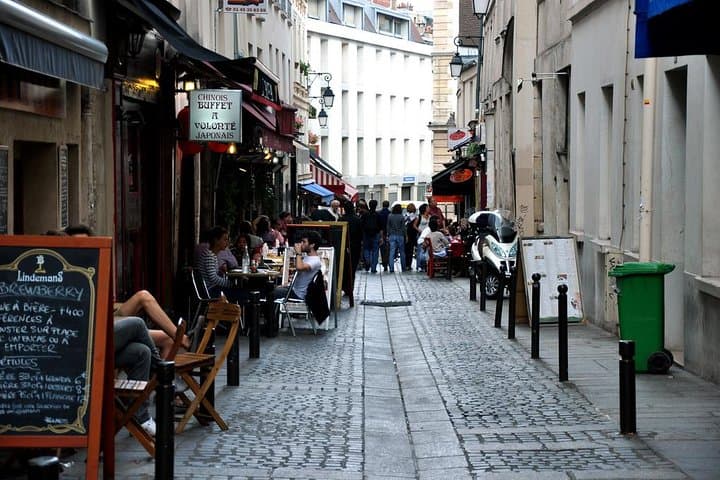 Private 4-hour Walking Tour of Latin Quarter in Paris