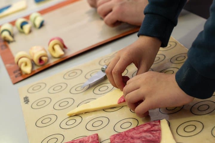 Kids in the Kitchen - CrOisSaNtS