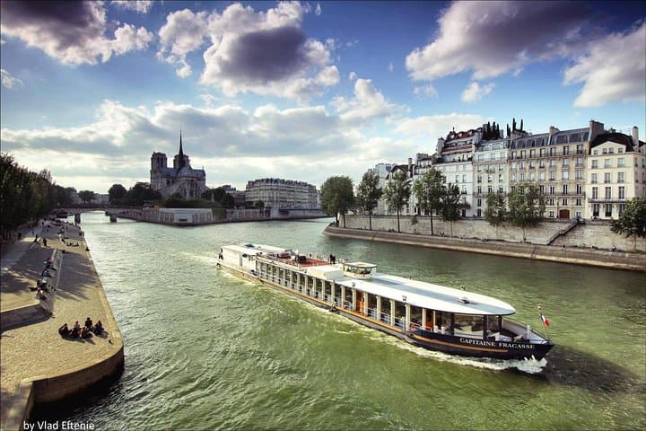 Capitaine Fracasse - Paris - Seine