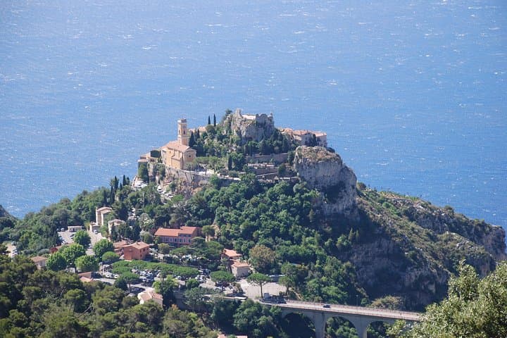 Eze