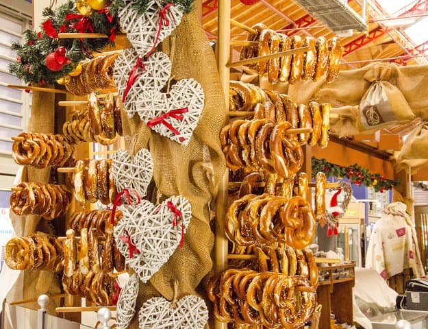 Alsace Christmas Markets Private Day Tour with Colmar from Strasbourg