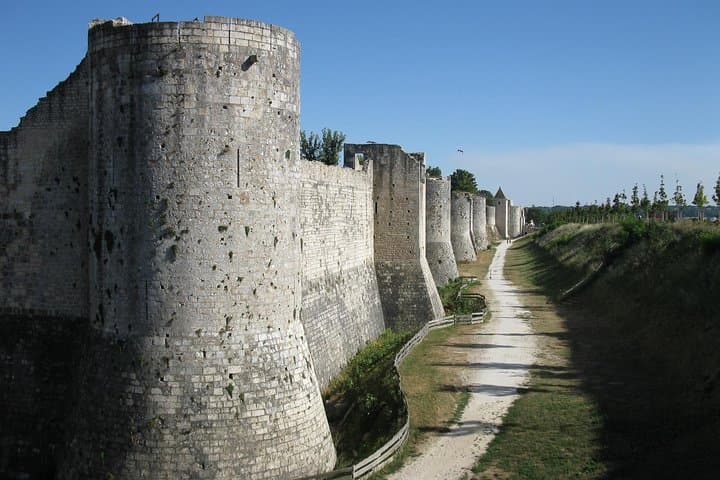 Provins - Medieval City Tour - Transportation Private Trip