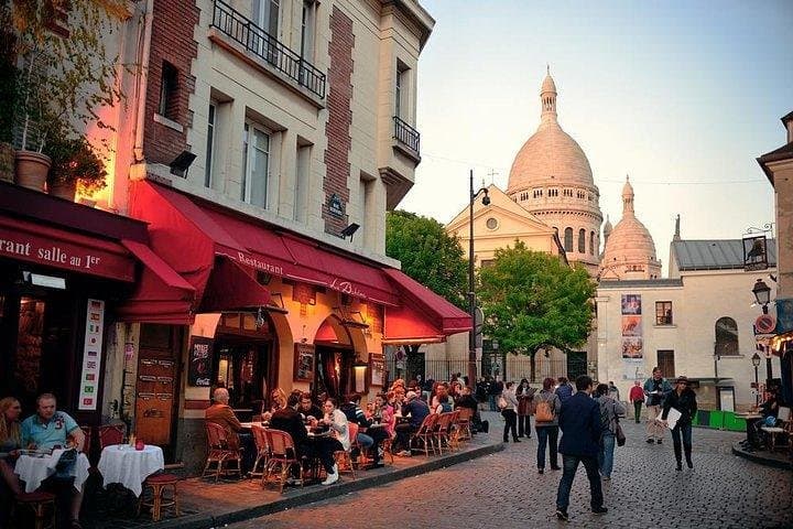 Paris By Day - Motion Tour - Private Tour