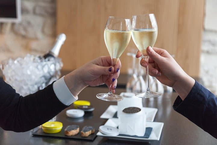 Visite du domaine Caviar de Neuvic avec dégustation Master Class