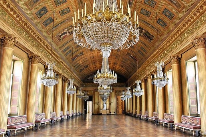 COMPIEGNE CASTLE