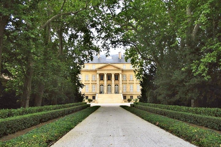 Private Full Day Winery Tour from Bordeaux with Hotel pick up