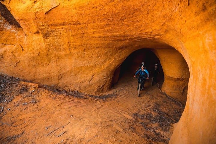 Want to adventure? Book your electric mountain bike with Guide - 1/2 day