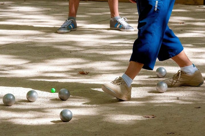 Paris Learn How to Play Pétanque French Experience