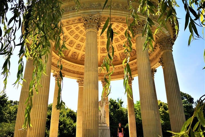 Temple of love