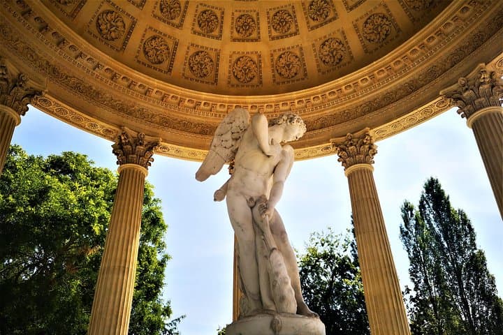Temple of love
