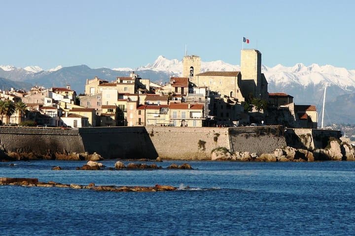 Cannes, Antibes & St Paul de Vence Half Day Private Tour