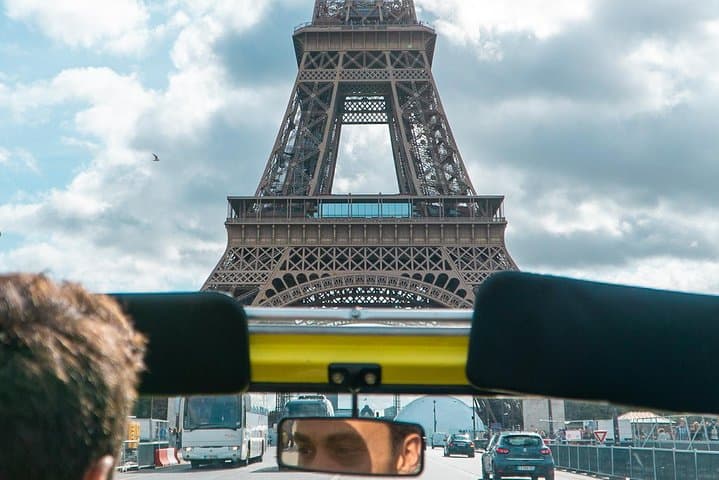 Secret Left Bank: Private 2CV Tour through Historic Paris