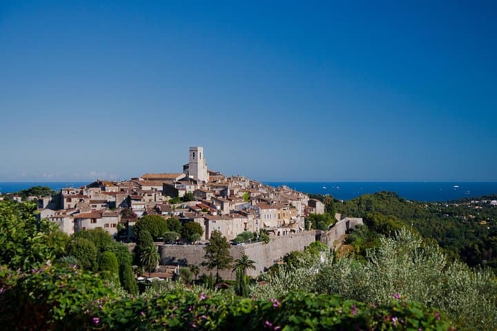 Half-Day Wine Tasting and Saint Paul de Vence Tour from Nice
