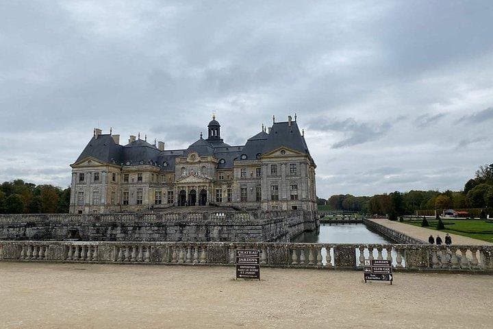 Half Day Private Castle Visit Vaux le Vicomte 7 hours