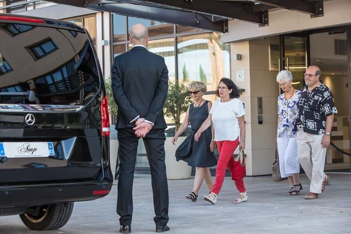 Private transfer from and to Cannes