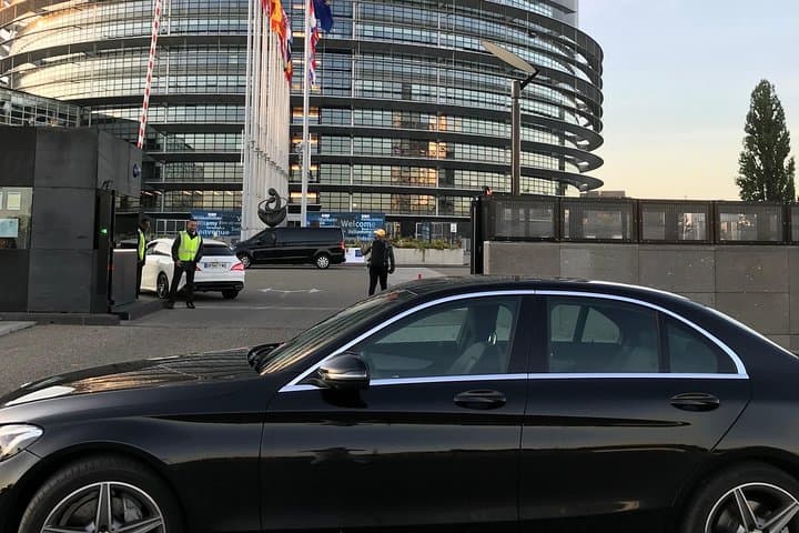 Private taxi driver Strasbourg - Frankfurt Airport (FRA)