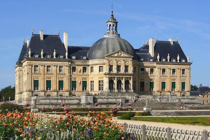 Vaux-le-Vicomte castle exterior