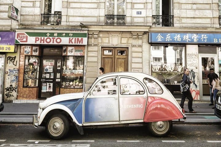 Paris Classic tour in 2CV