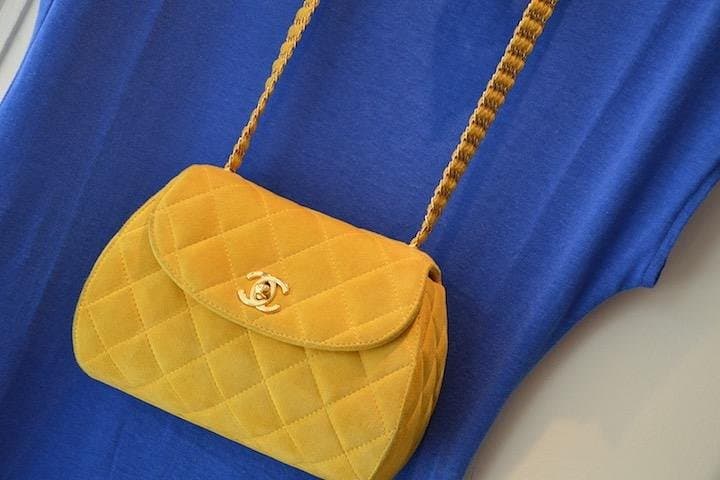 Private Shopping Tour with a Personal Shopper in Paris