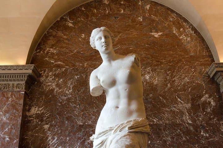 Greek Mythology at the Louvre. Private tour.