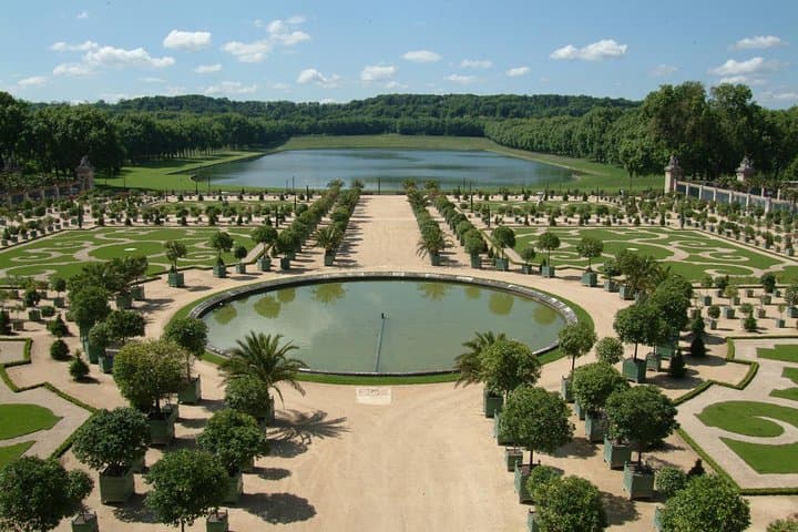 Private Versailles Full Day with Minivan