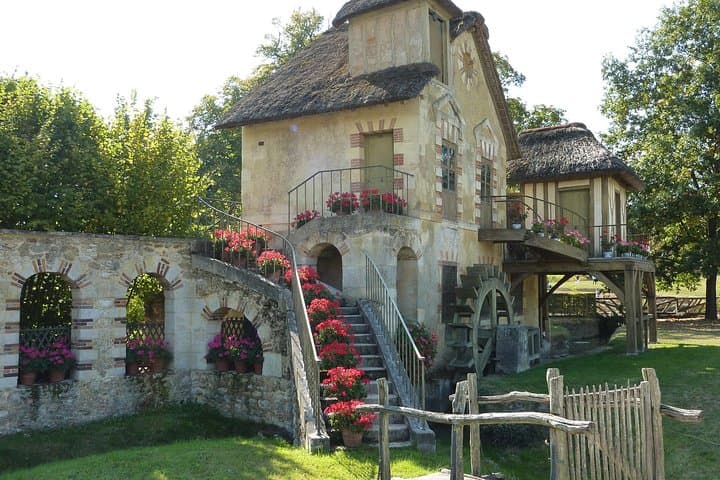Private Versailles Full Day with Minivan