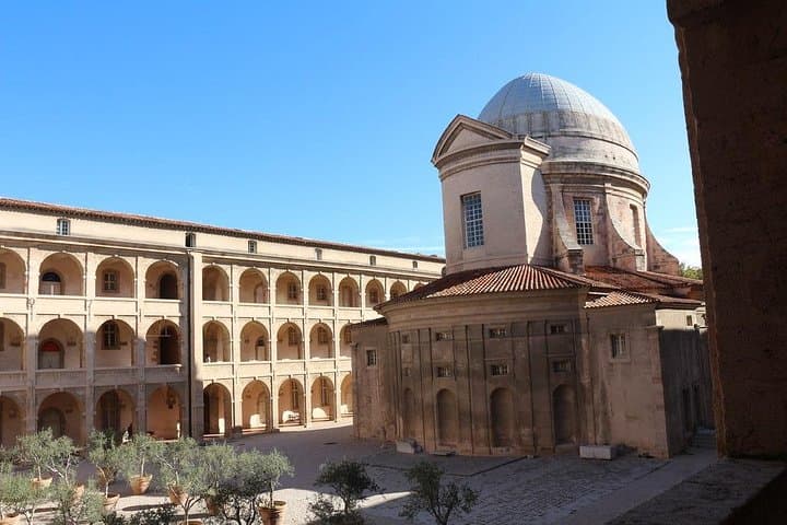Marseille Old District : Private Walking Tour