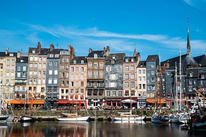 Private round transfer to Rouen, Honfleur, Deauville from Paris