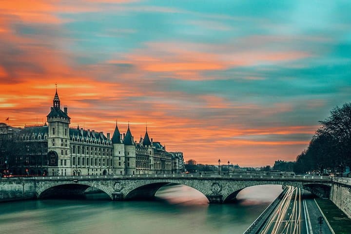 Night tour Paris