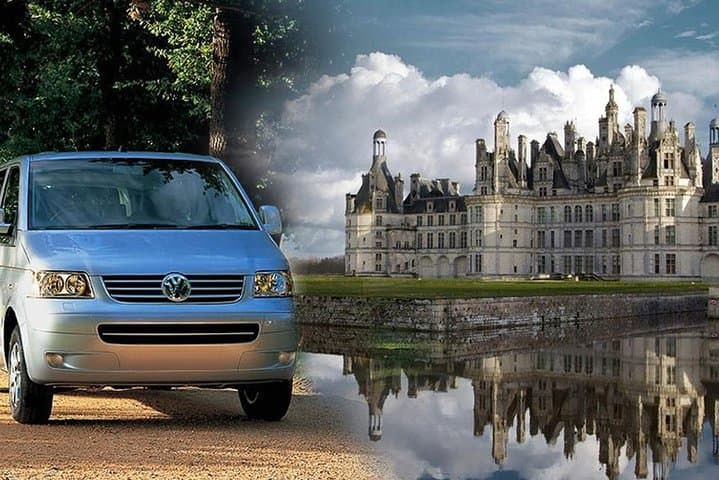 Castle of Chambord & minivan