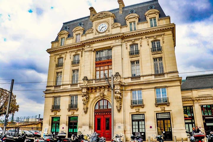 Architectural Bordeaux: Private Tour with a Local Expert