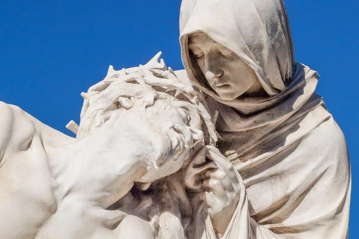Explore Marseille’s Art and Culture with a Local
