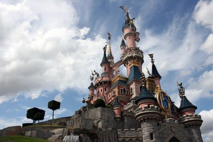 Private Transfer FROM Disney TO Charles de Gaulle Airport