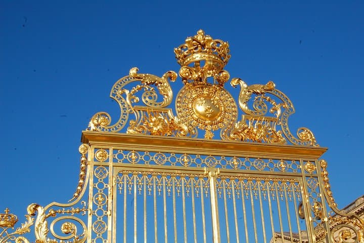 Versailles gardens & Petit Trianon 'M.A's palace'