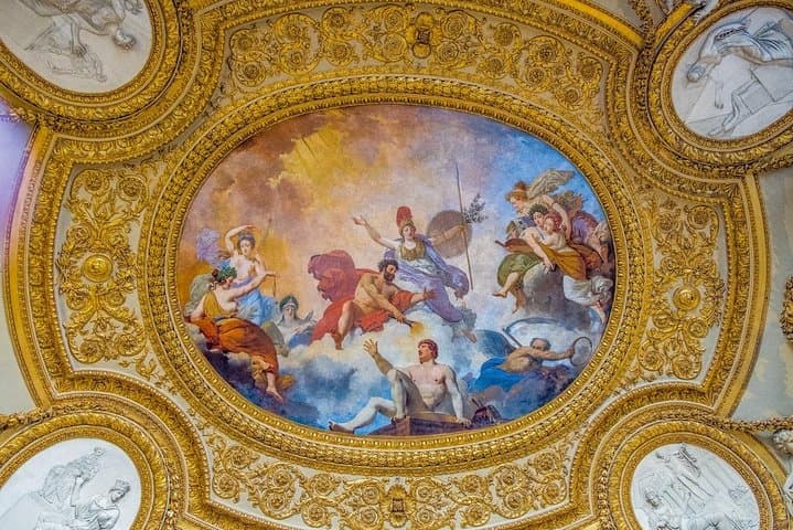 PARIS: Louvre Tour
