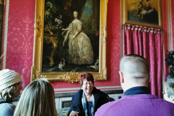Versailles and Chartres Private Day Tour from Paris