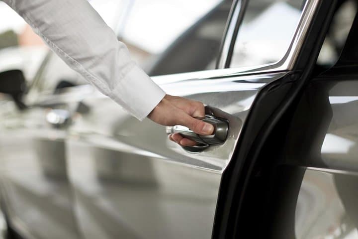 Half day luxury car with driver at disposal in Lyon