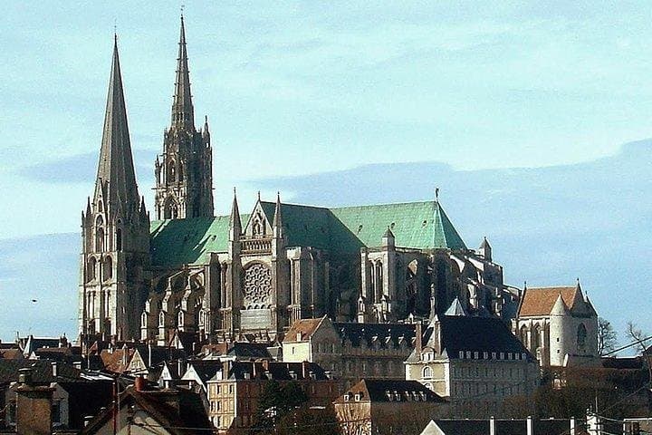 Versailles and Chartres Private Day Tour from Paris
