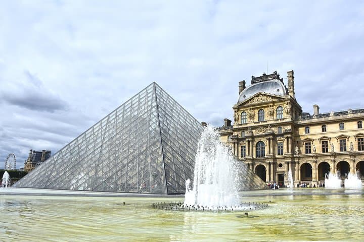 Paris to Brussels Private Transfer