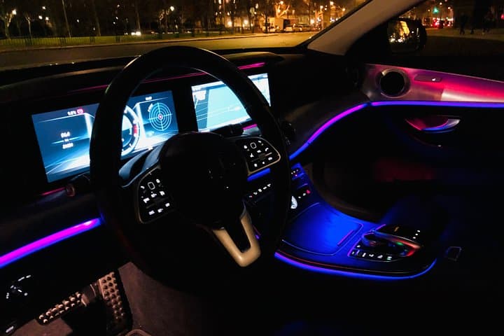 Private transport: CDG & Orly Airports / Paris / Disneyland