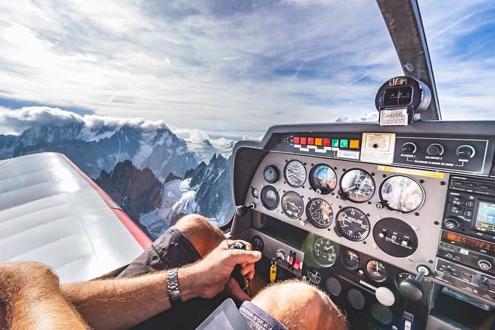 Private Sightseeing Flight above the Doubs