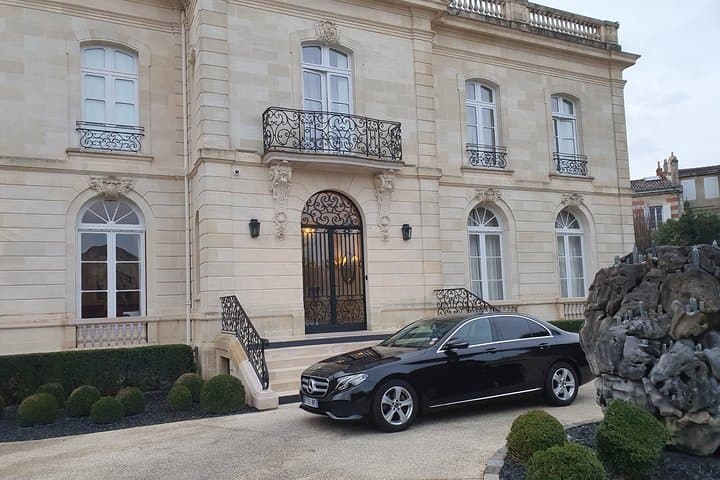 Private Transfer from Bordeaux to Biarritz