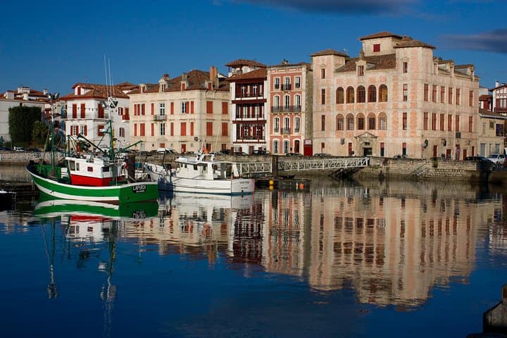 Private Tour of Saint Jean de Luz and Biarritz with driver and optional guide