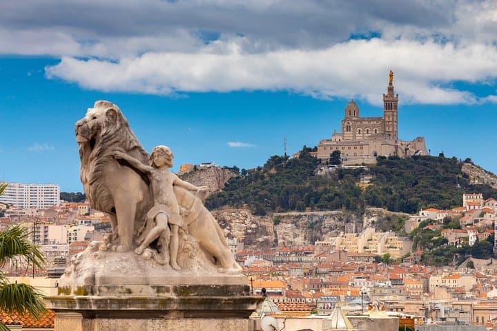 Picturesque Sites of Marseille - Guided Private Walking Tour