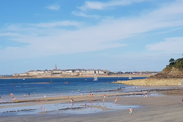 Day trip with local driver to Mt Saint-Michel Cancale and Saint-Malo from Rennes